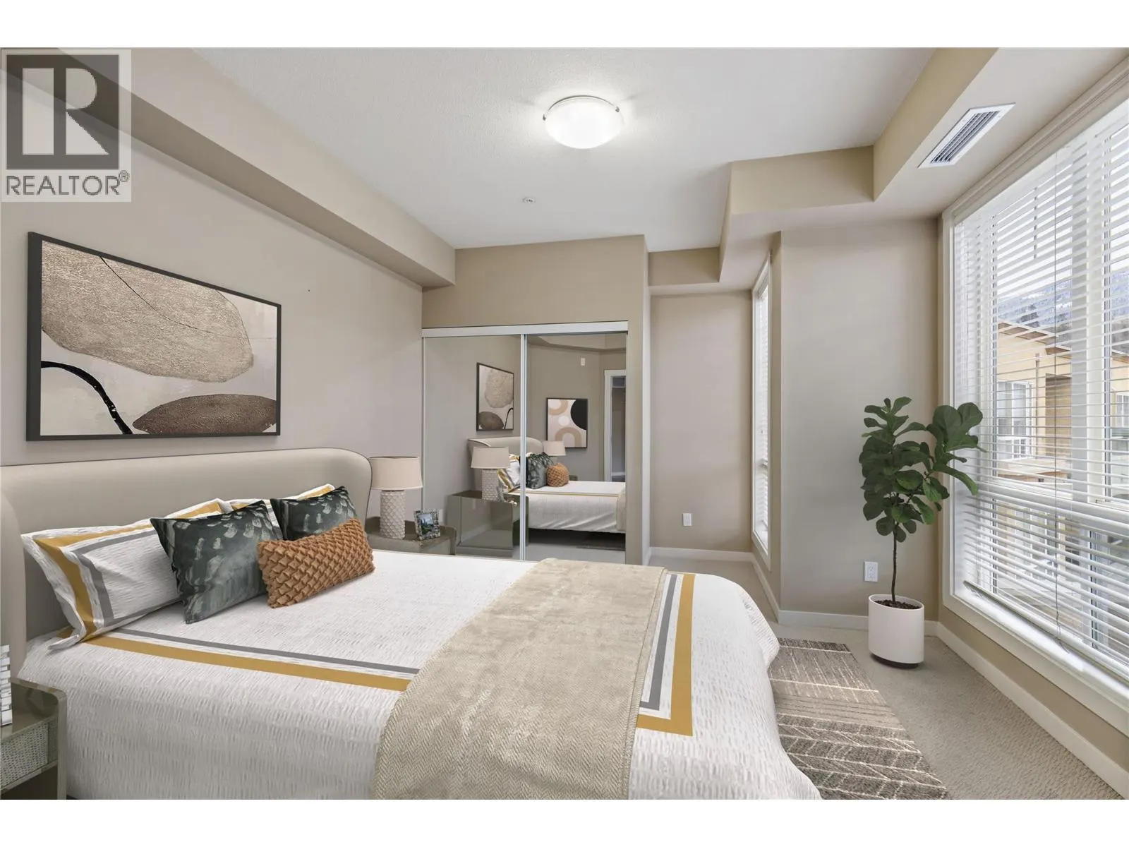 3550 Woodsdale Road Unit# 401