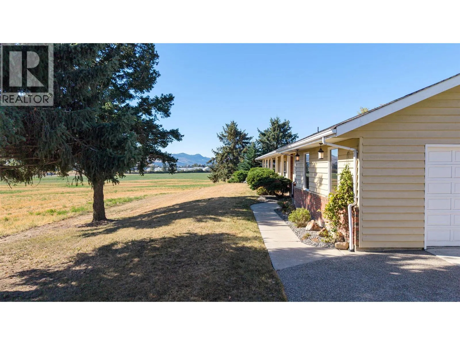 683 Clinton Road