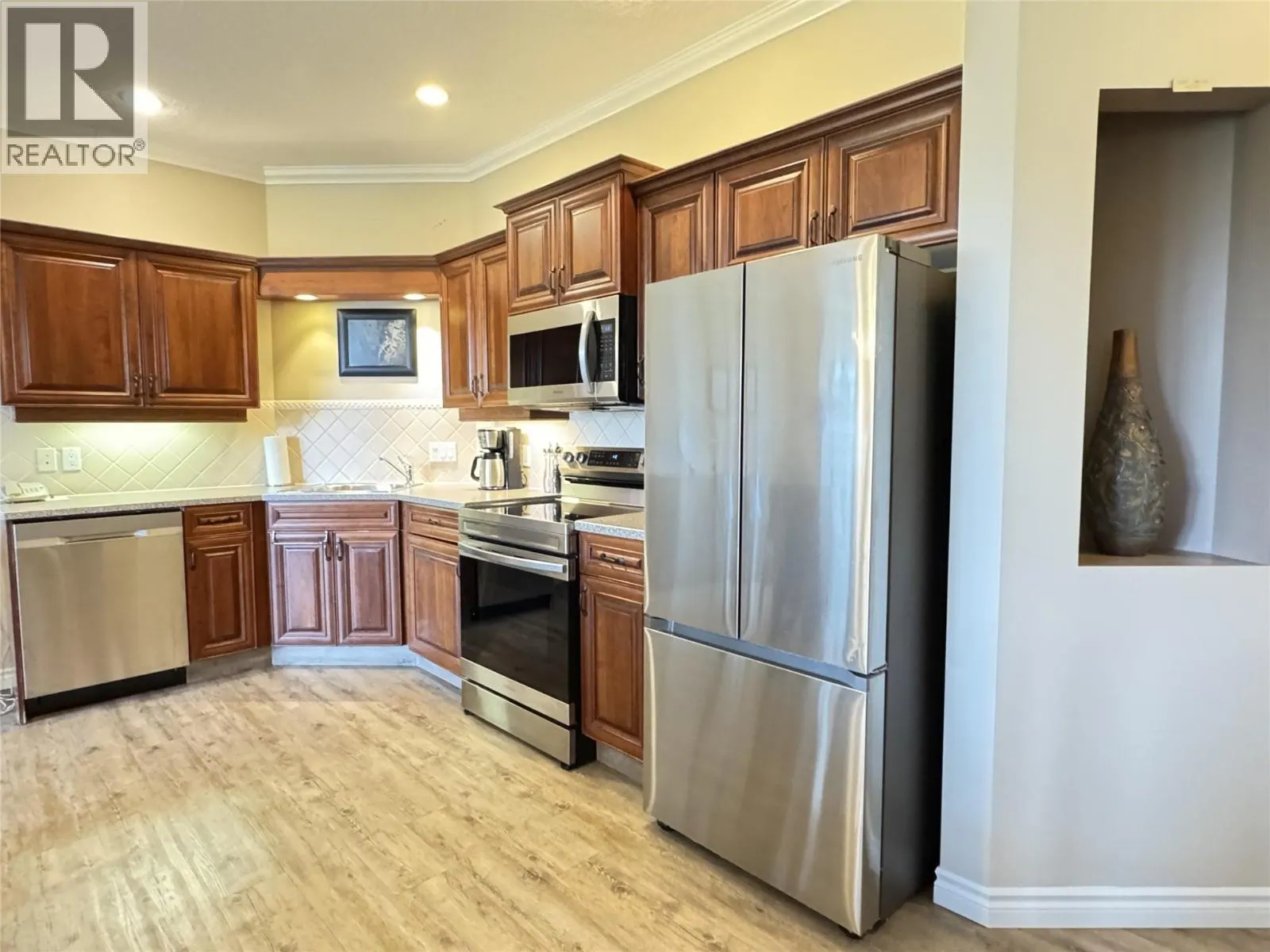 100 BIGHORN Boulevard Unit# 113
