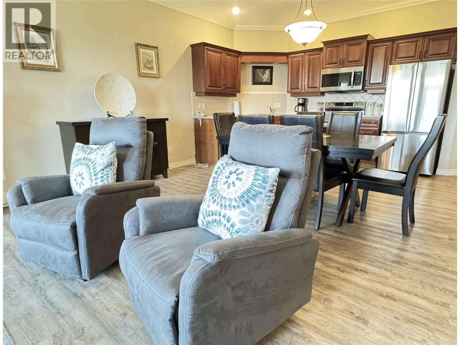 100 BIGHORN Boulevard Unit# 113