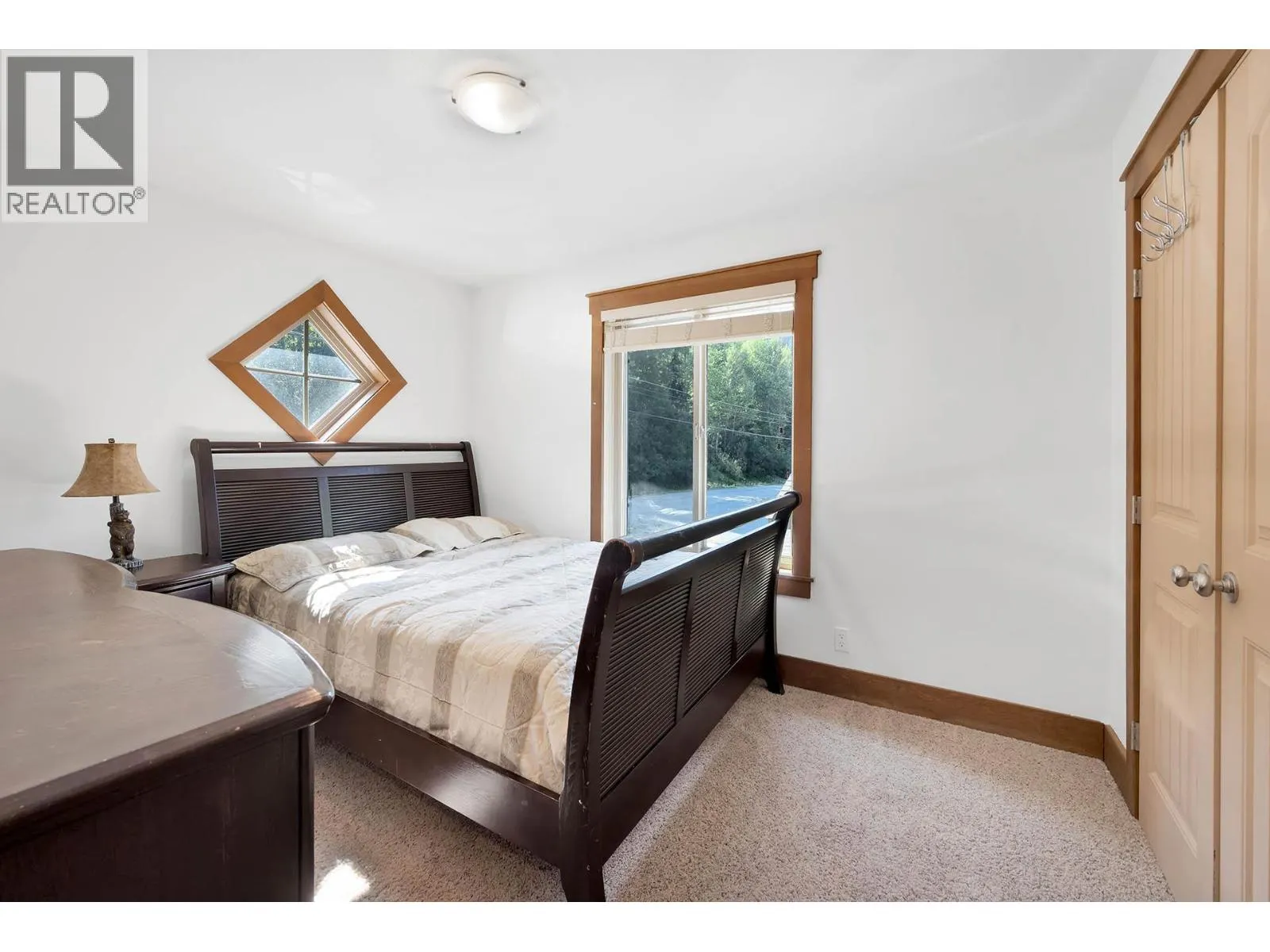 1376 BURFIELD Drive