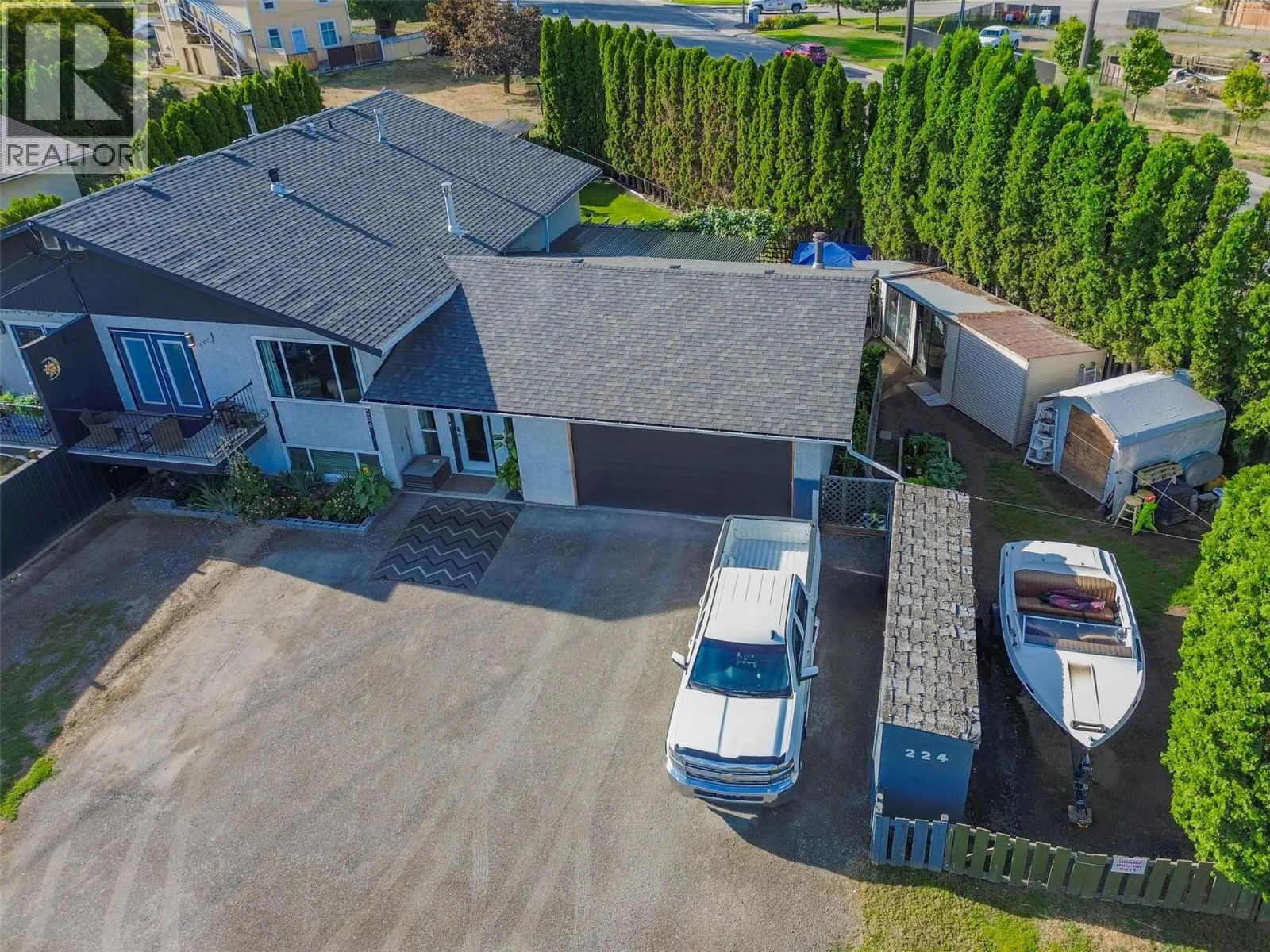 224 CYPRESS Avenue