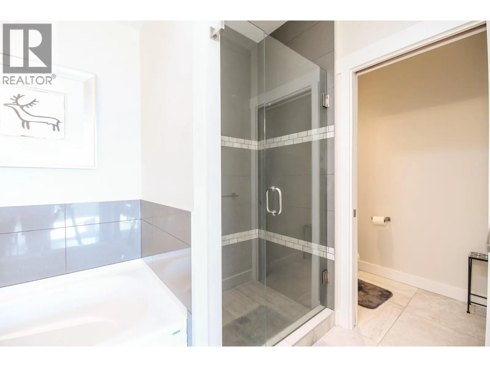 2000 VALLEYVIEW Drive Unit# 25