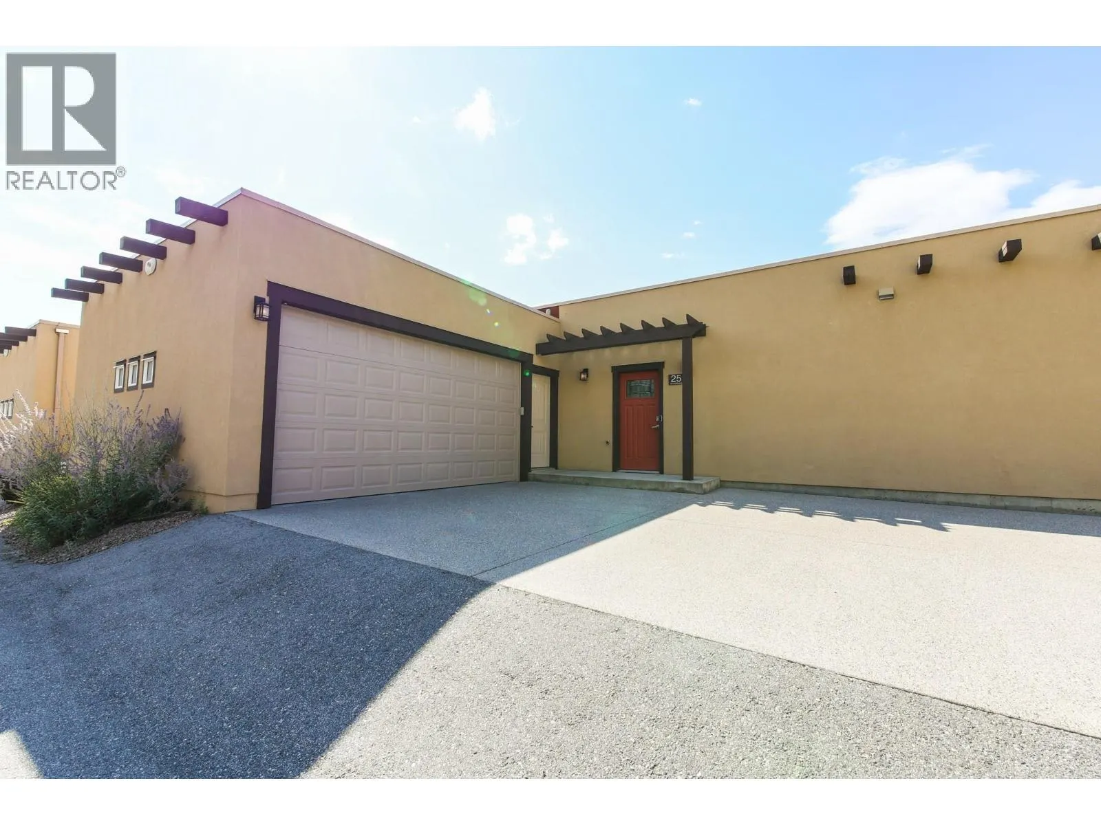 2000 VALLEYVIEW Drive Unit# 25