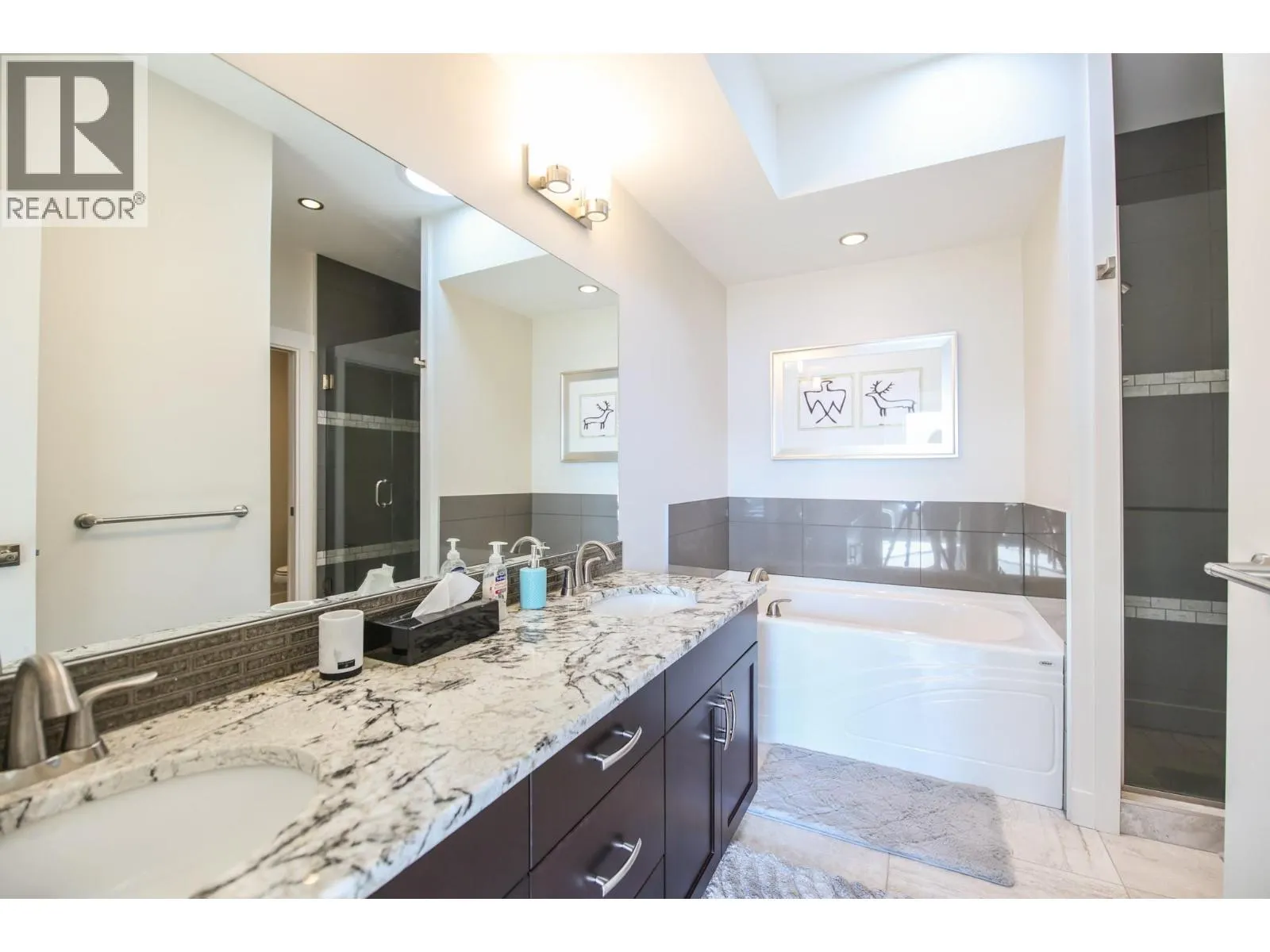 2000 VALLEYVIEW Drive Unit# 25