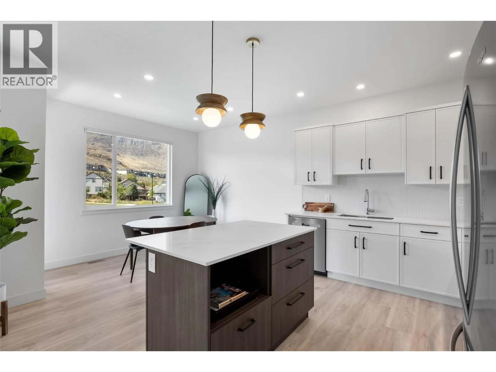 2050 Grasslands Boulevard Unit# 147