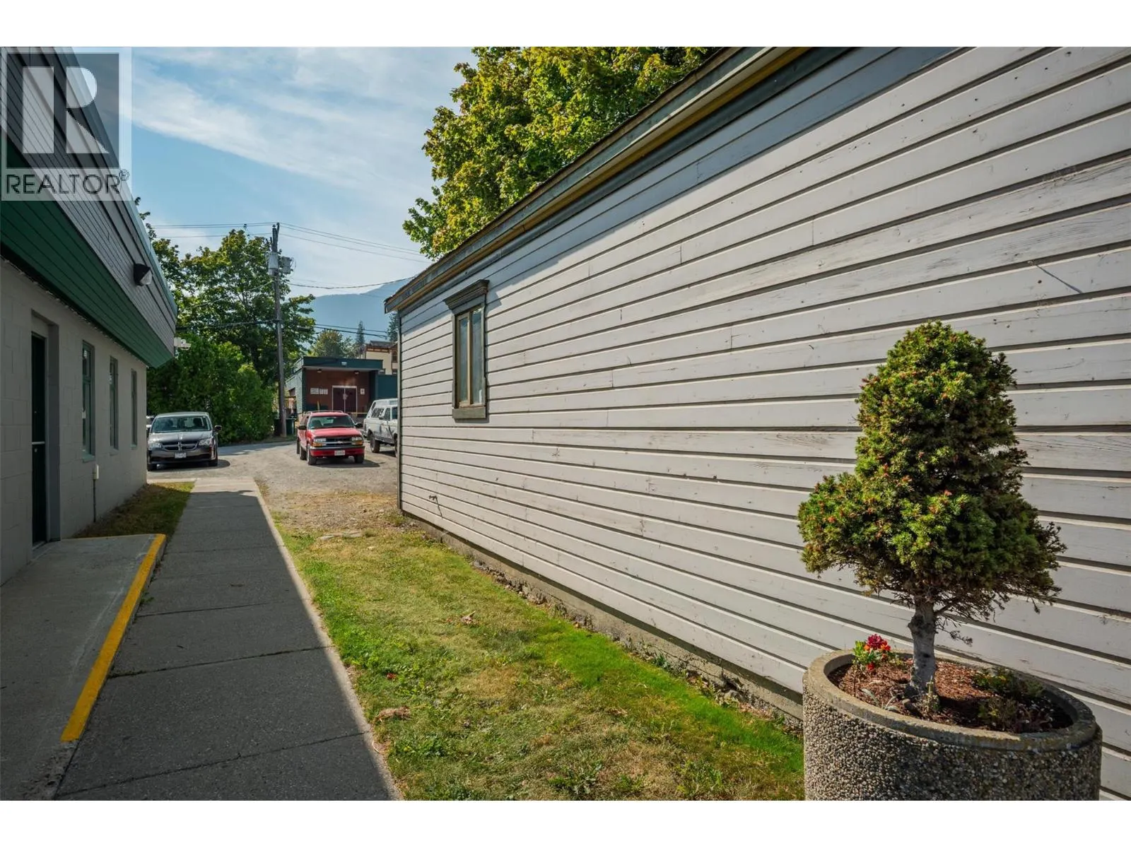 441 Front Street
