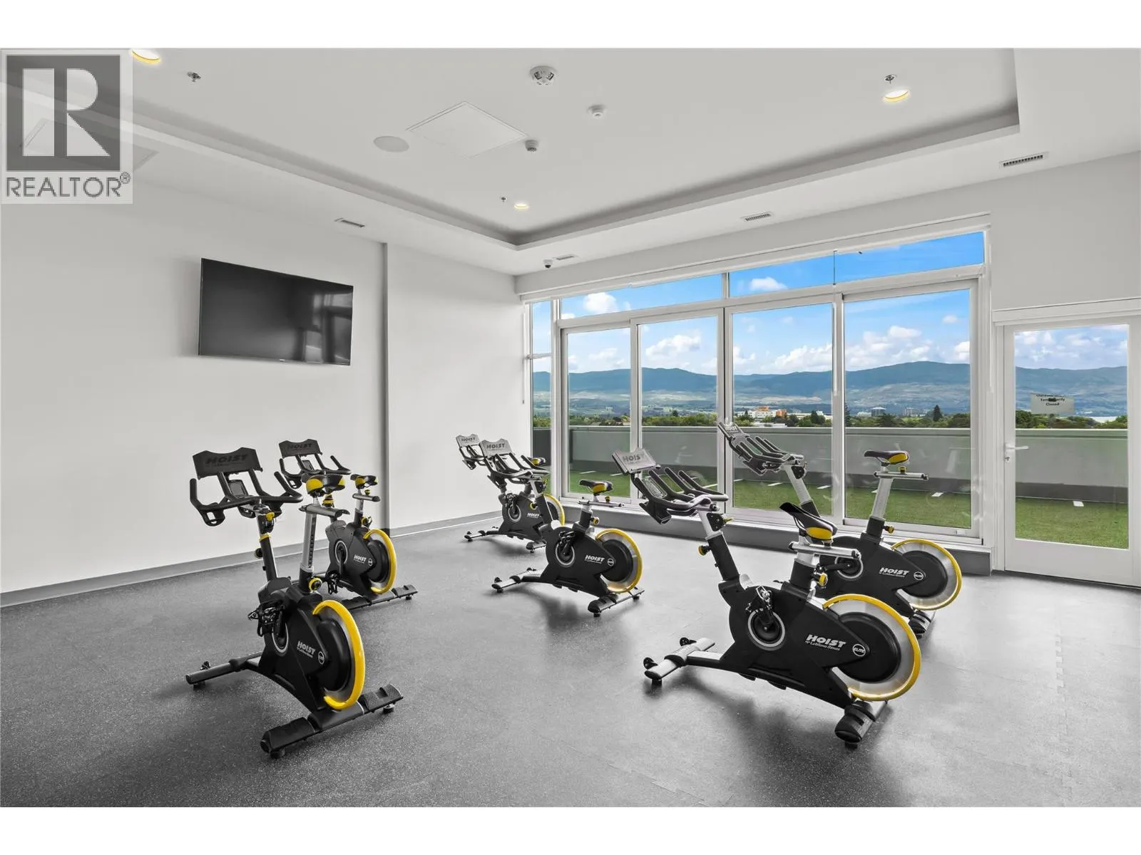 1626 Water Street Unit# 2705