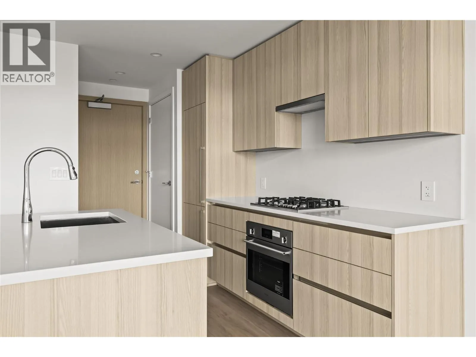 1626 Water Street Unit# 2705