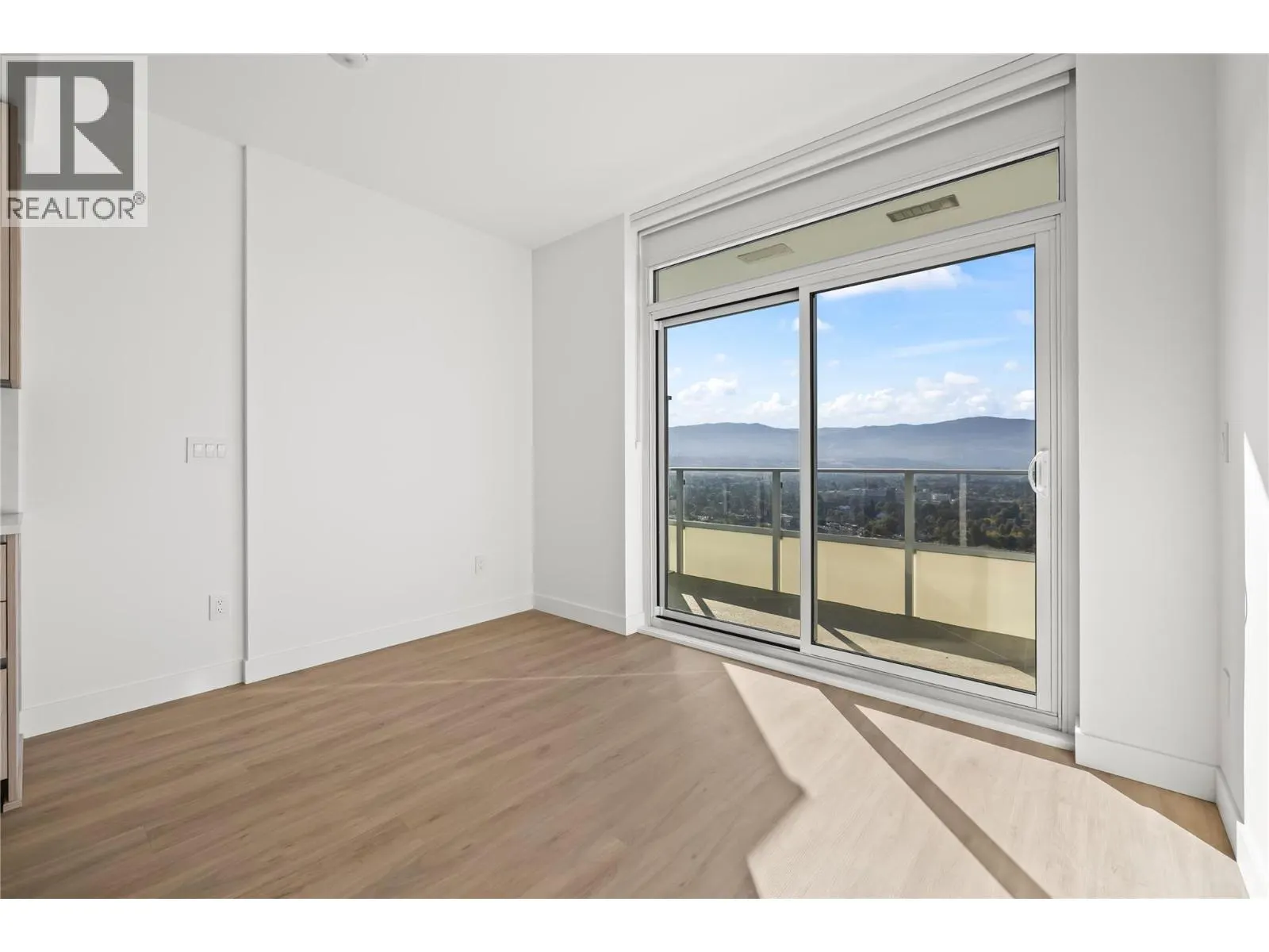 1626 Water Street Unit# 2705