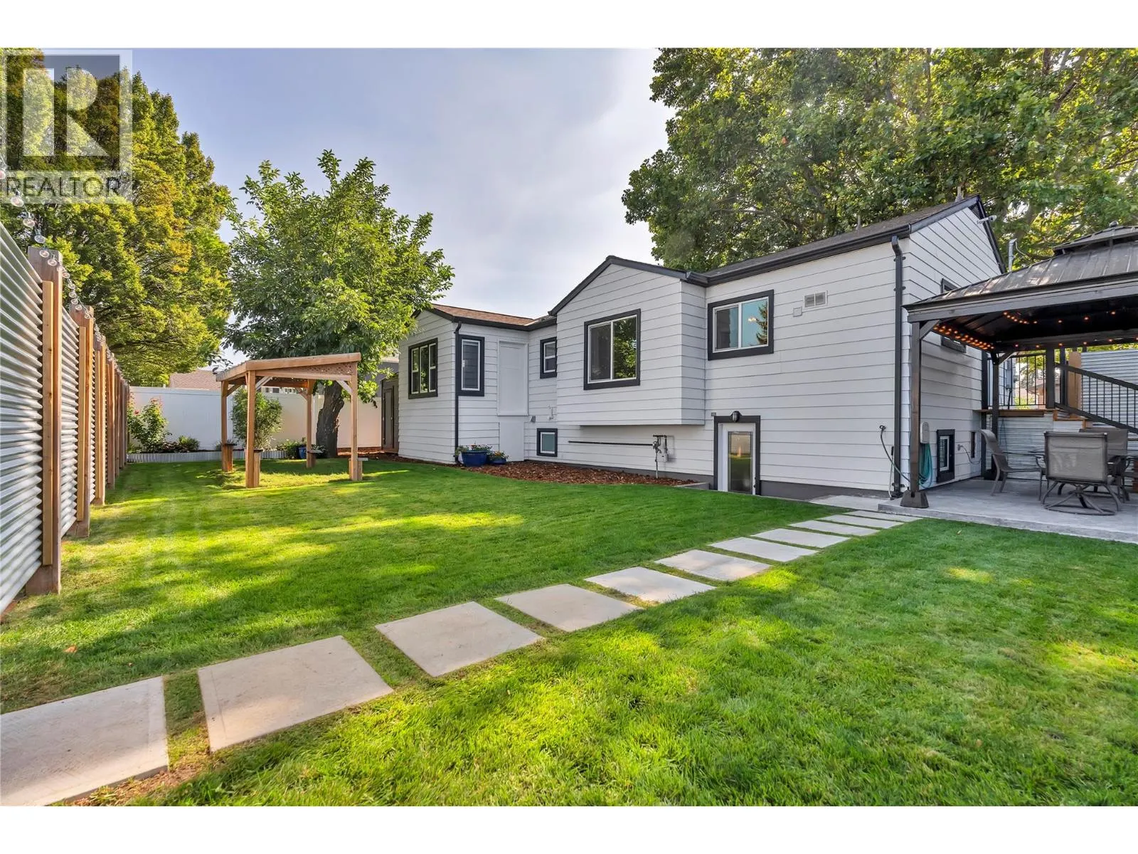 403 Scott Avenue