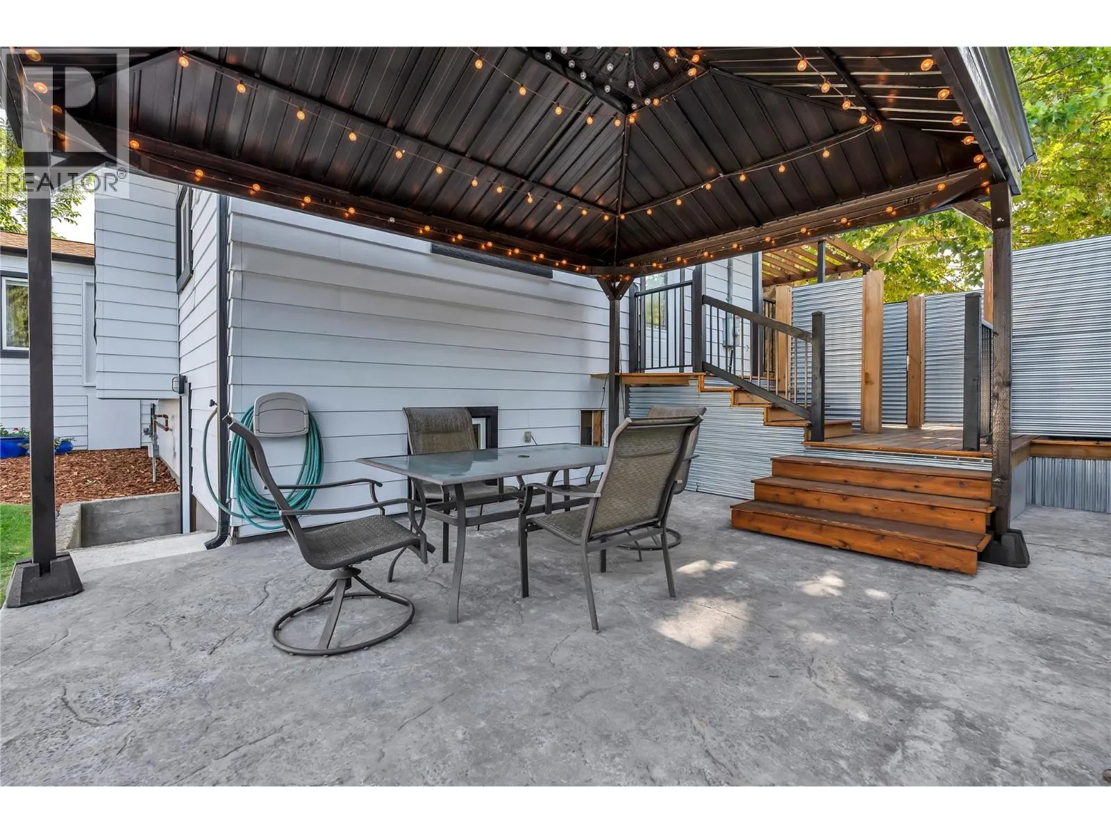 403 Scott Avenue