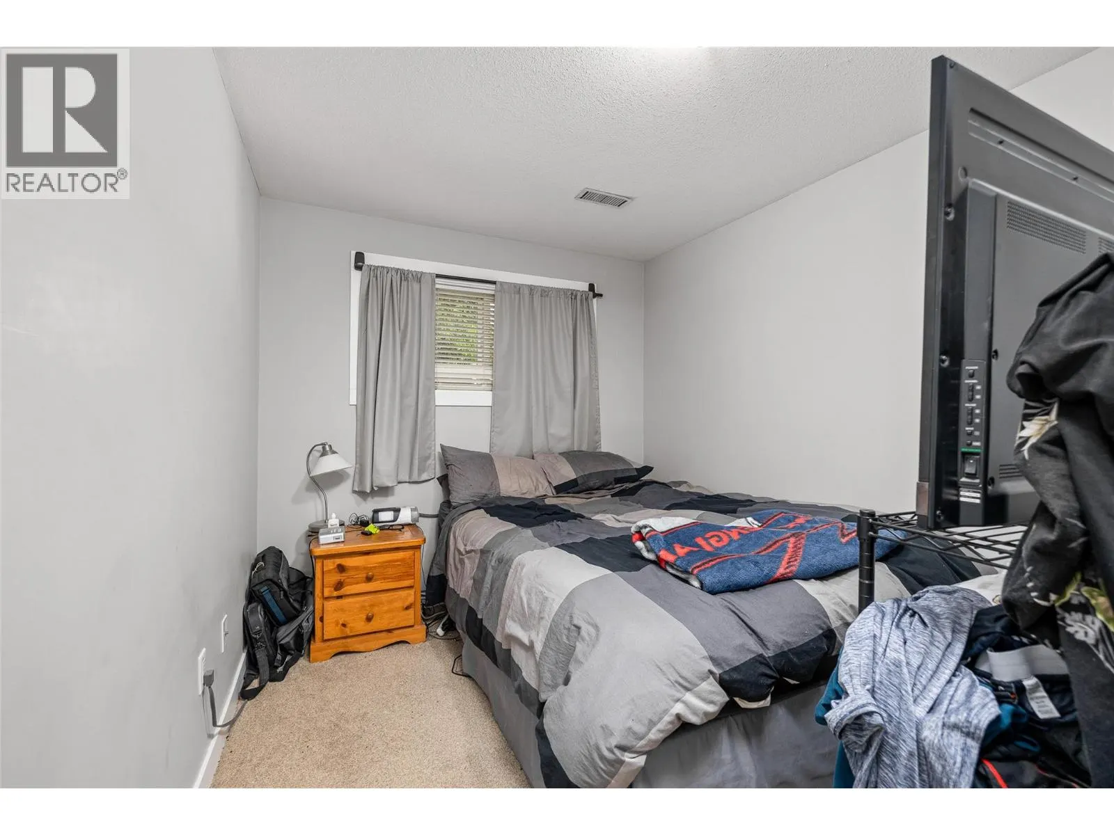 935 Thompson Road