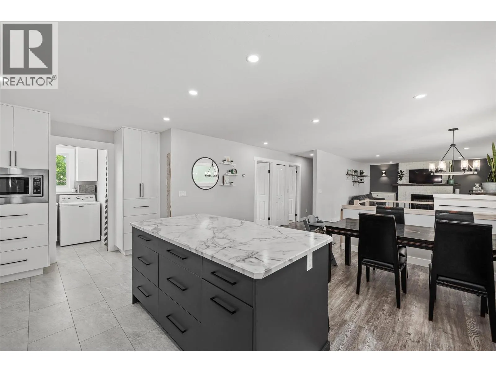 935 Thompson Road