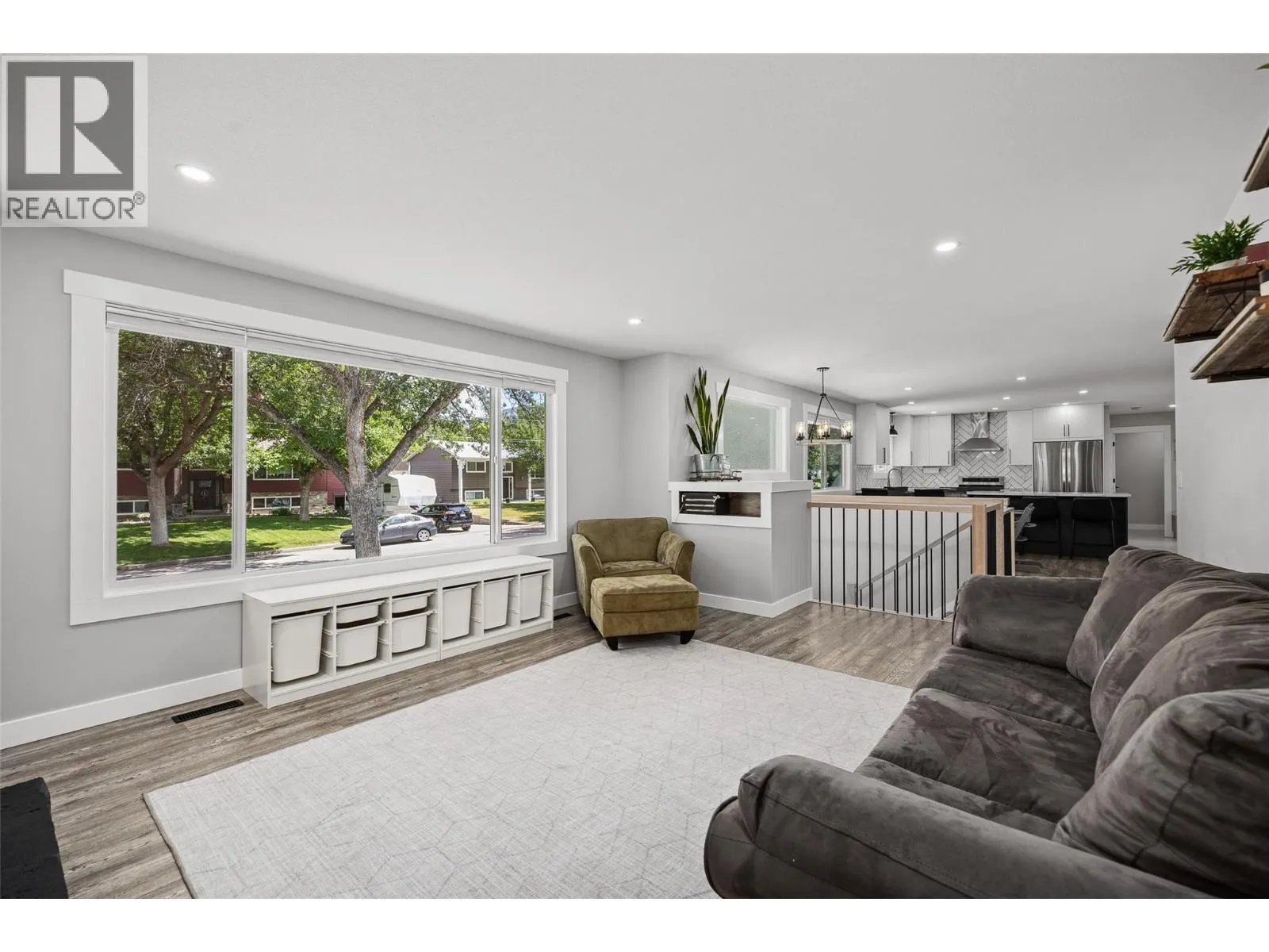 935 Thompson Road
