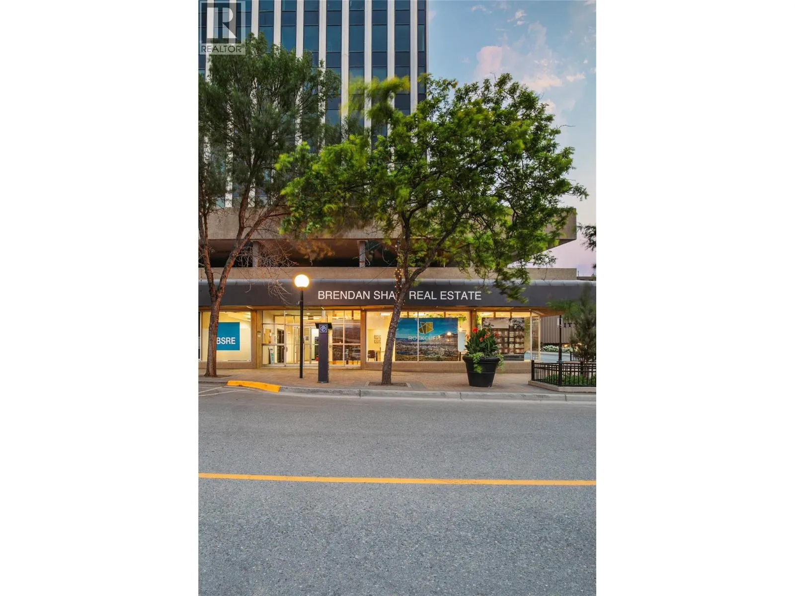 235 1ST Avenue Unit# 404