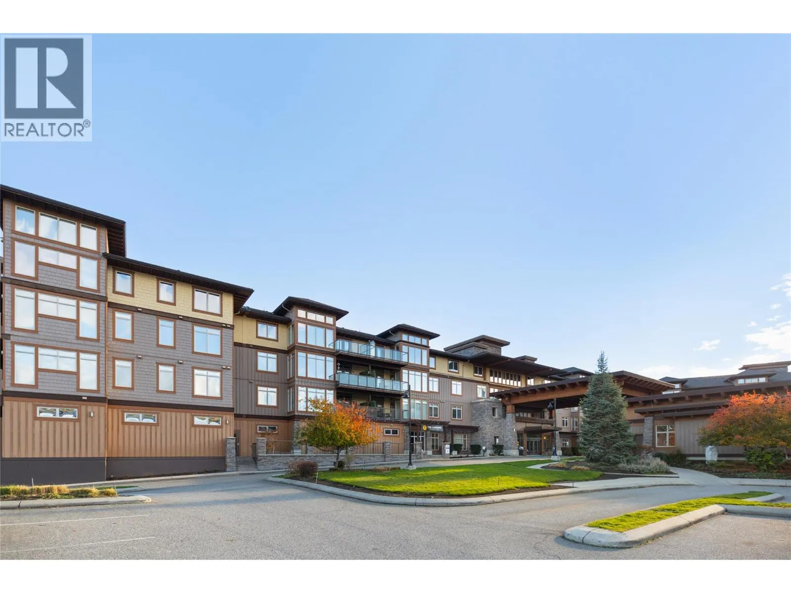 4205 Gellatly Road Unit# 301