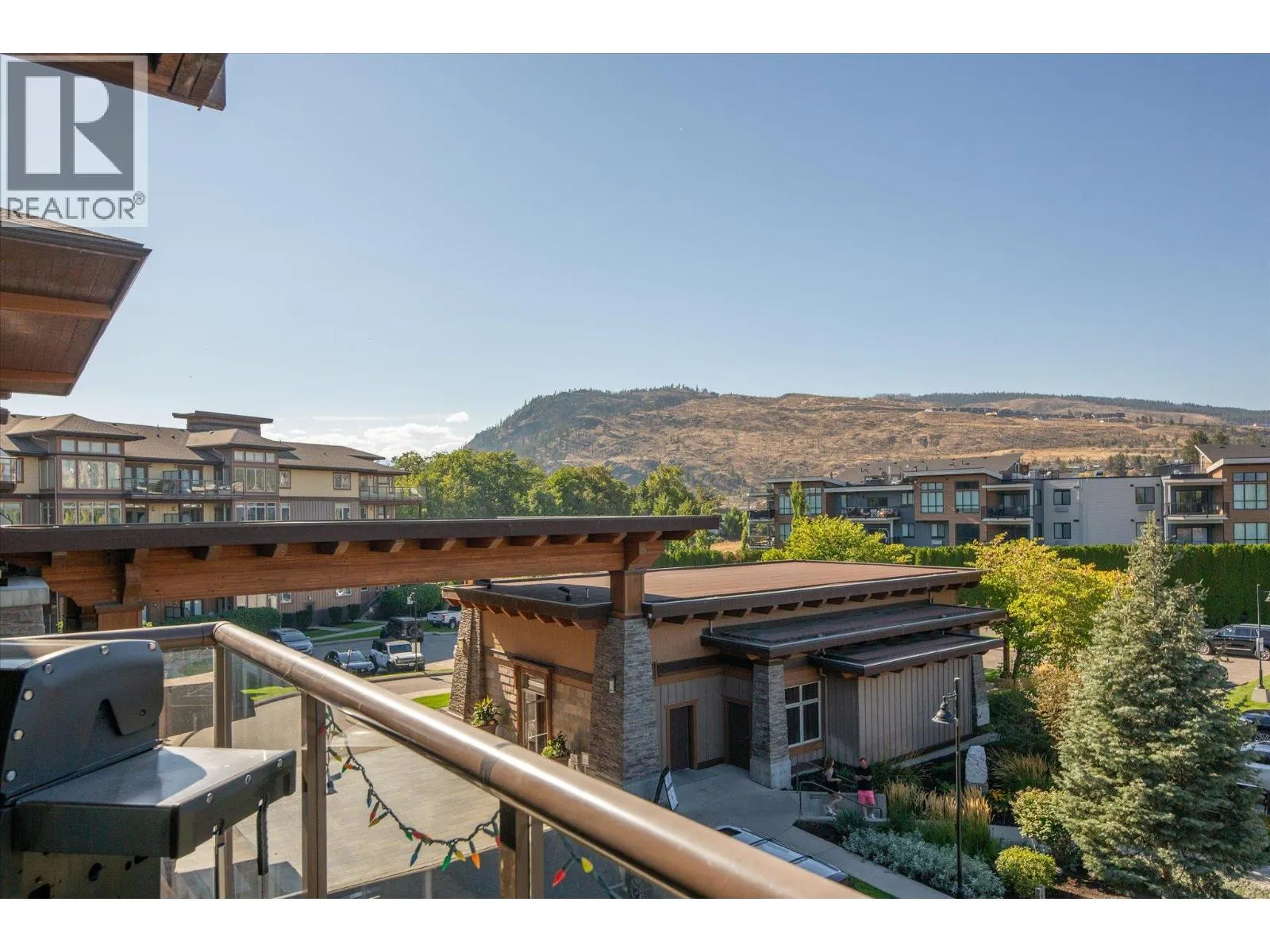 4205 Gellatly Road Unit# 301