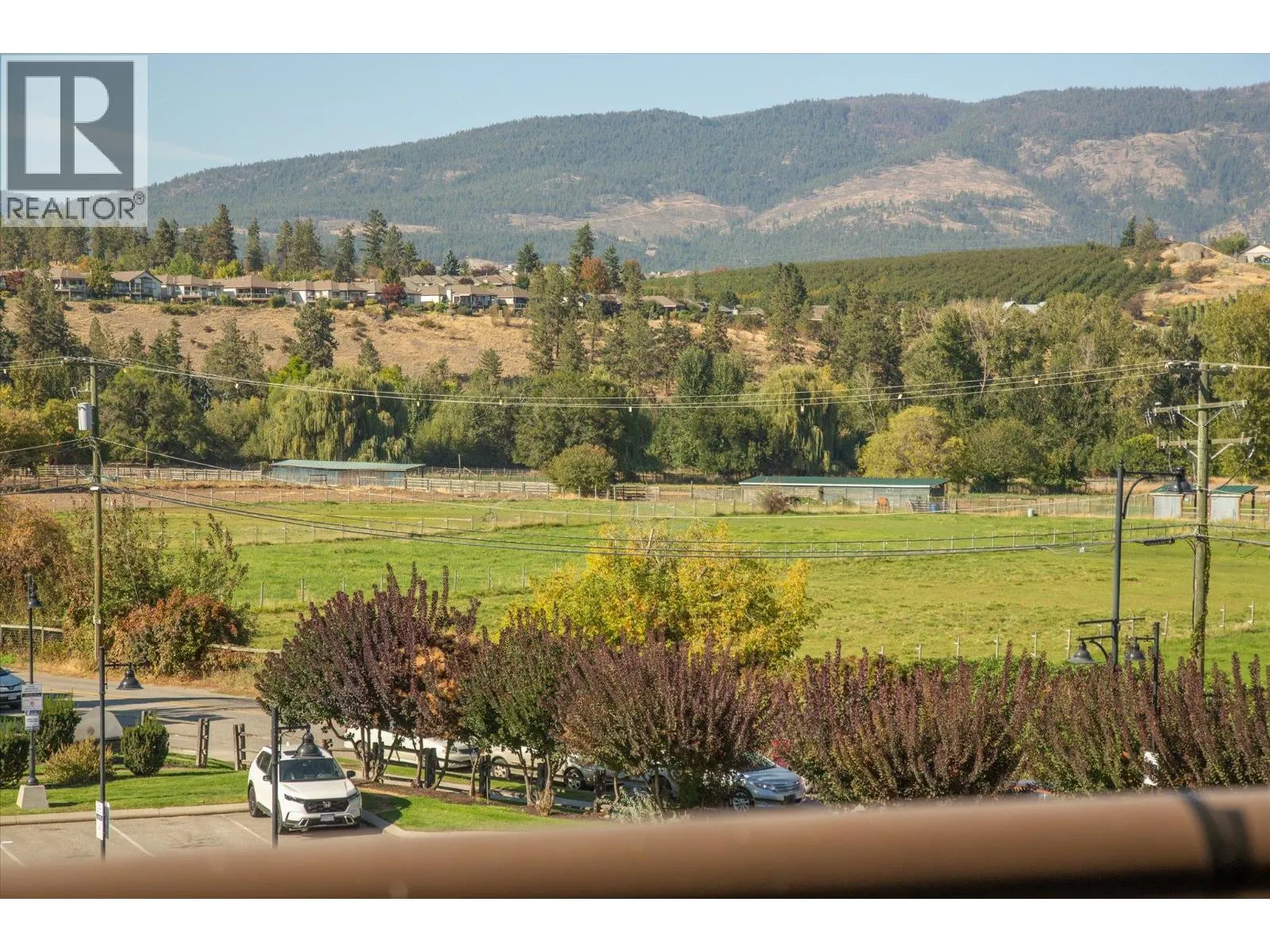 4205 Gellatly Road Unit# 301