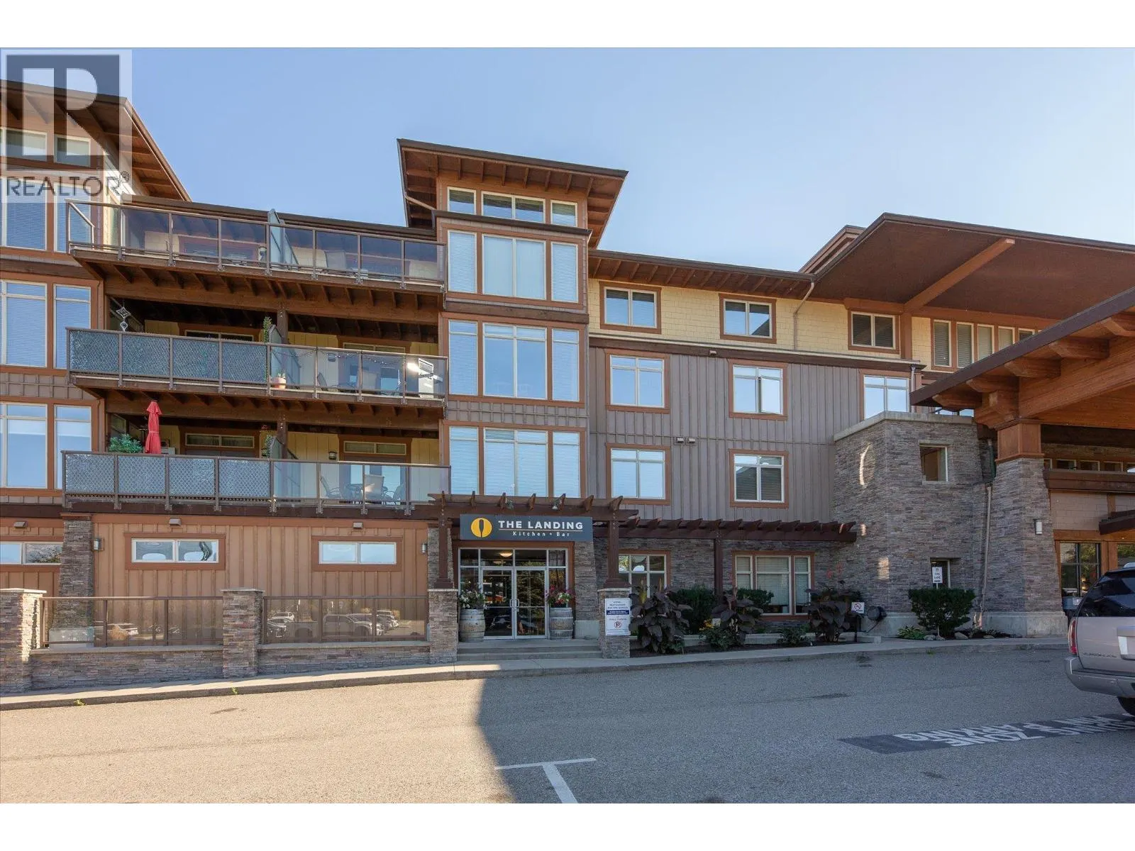 4205 Gellatly Road Unit# 301