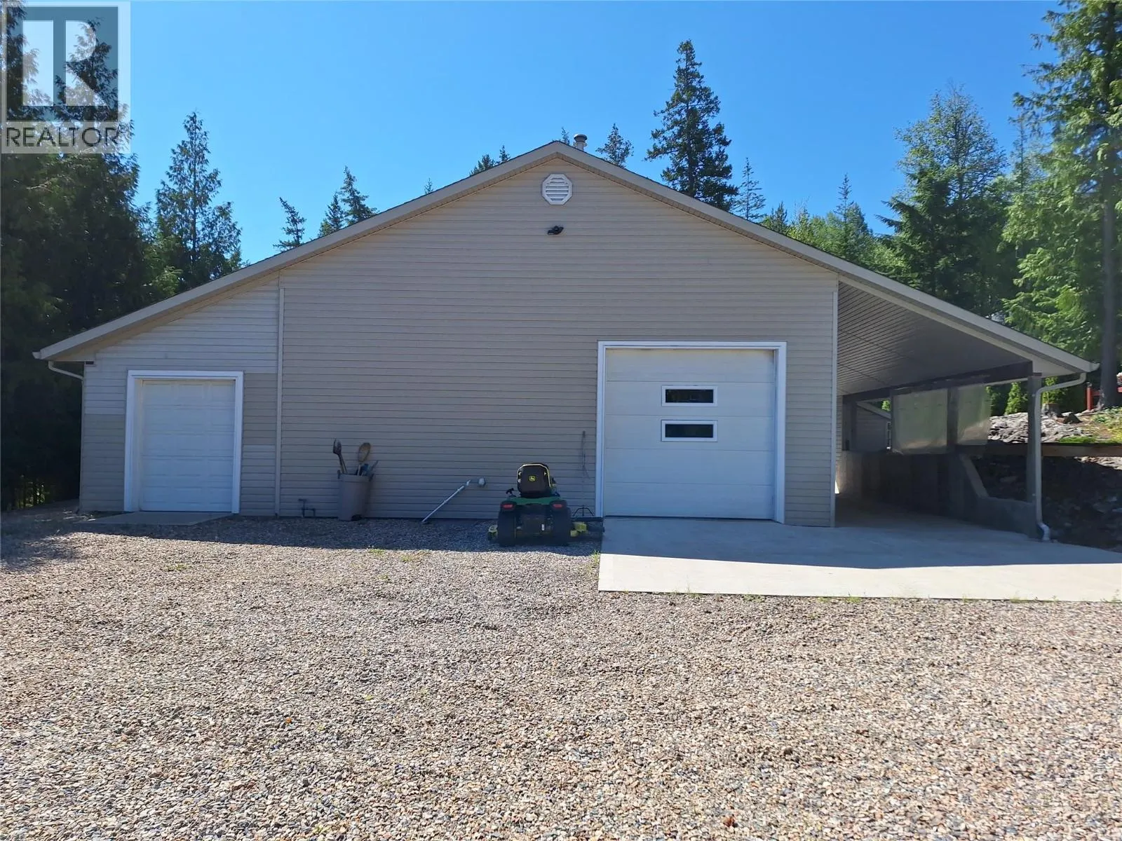 1406 Huckleberry Drive