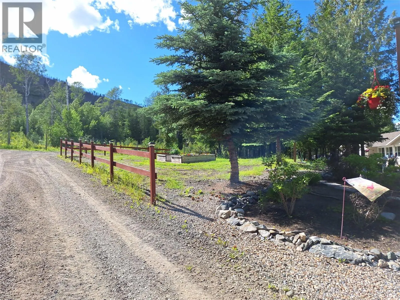 1406 Huckleberry Drive