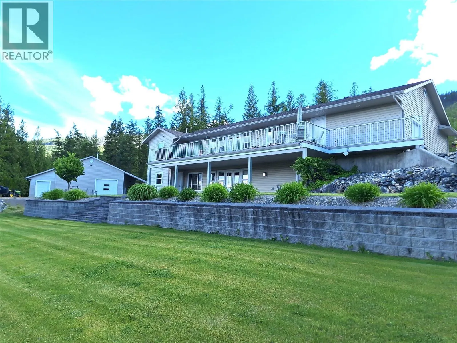 1406 Huckleberry Drive