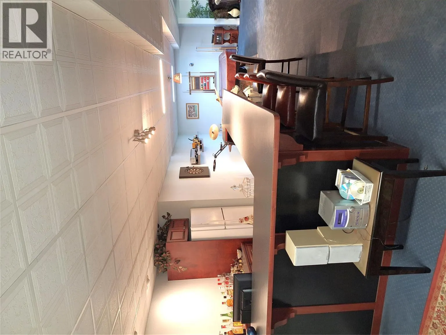 1406 Huckleberry Drive