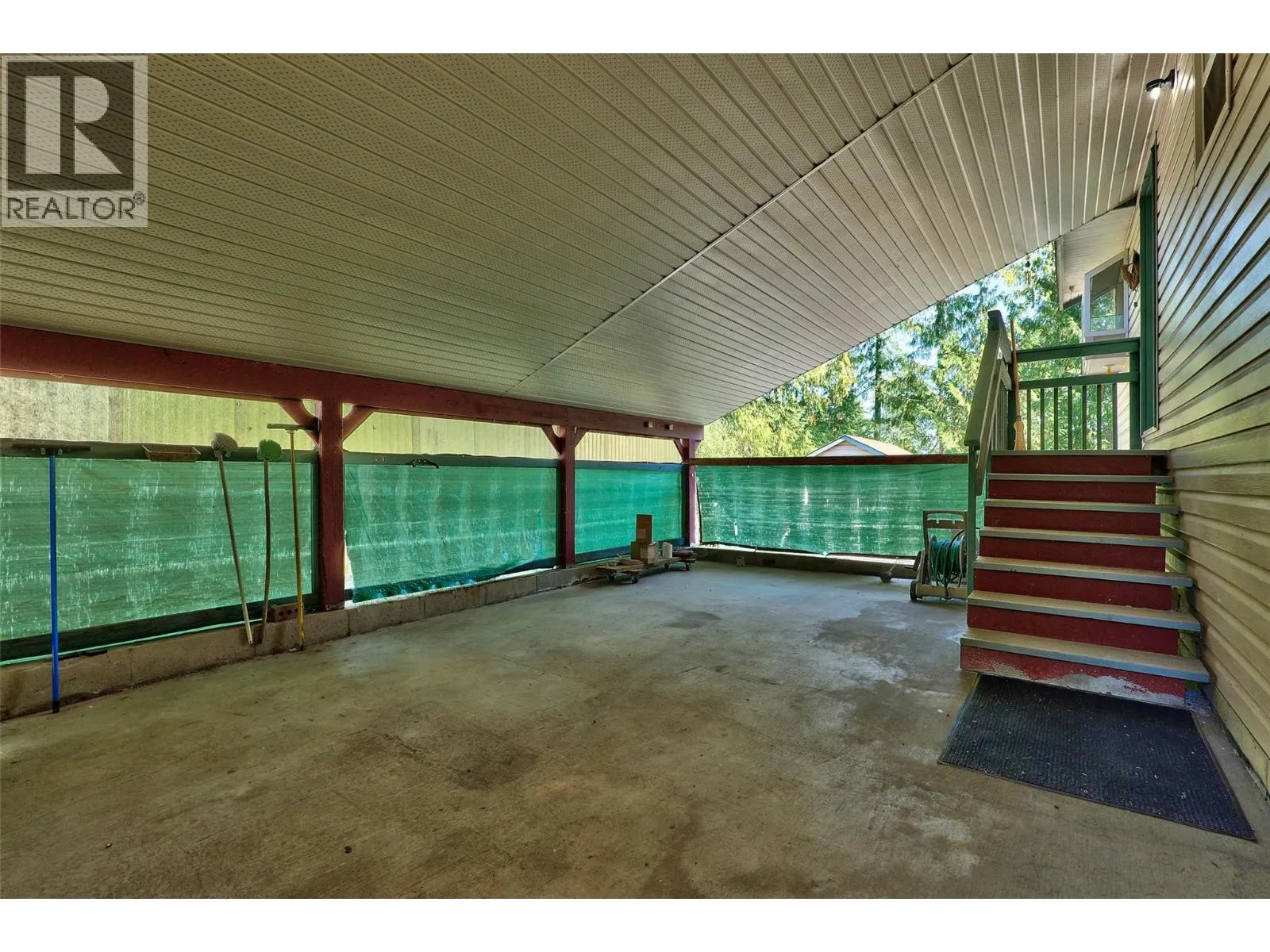 7650 Mountain Drive