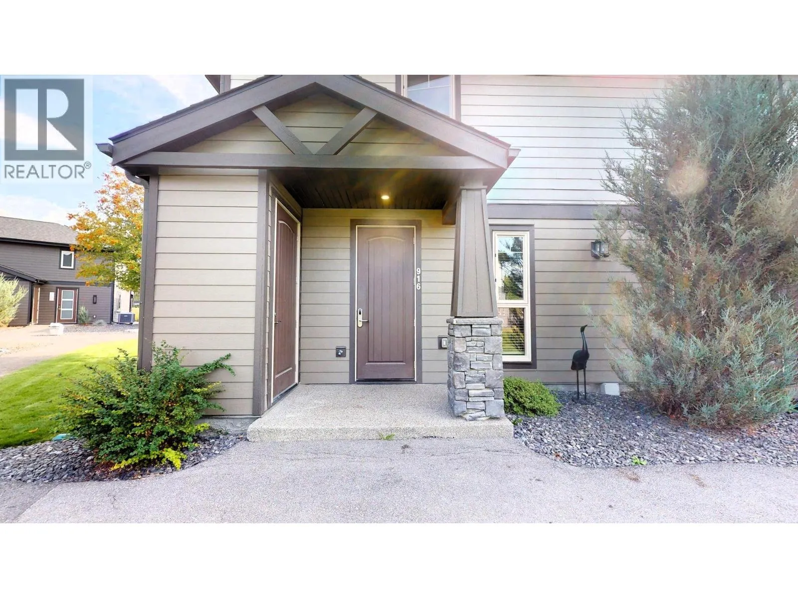 900 BIGHORN Boulevard Unit# 916 C