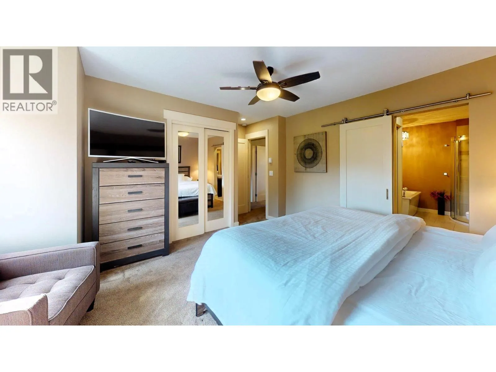 900 BIGHORN Boulevard Unit# 916 C