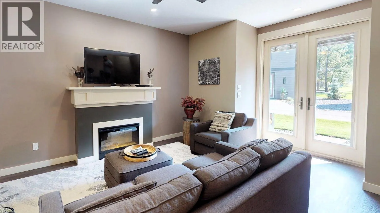 900 BIGHORN Boulevard Unit# 916 C