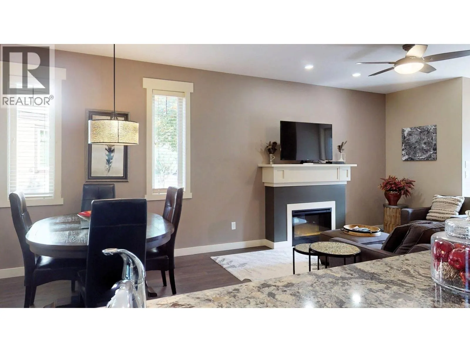 900 BIGHORN Boulevard Unit# 916 C