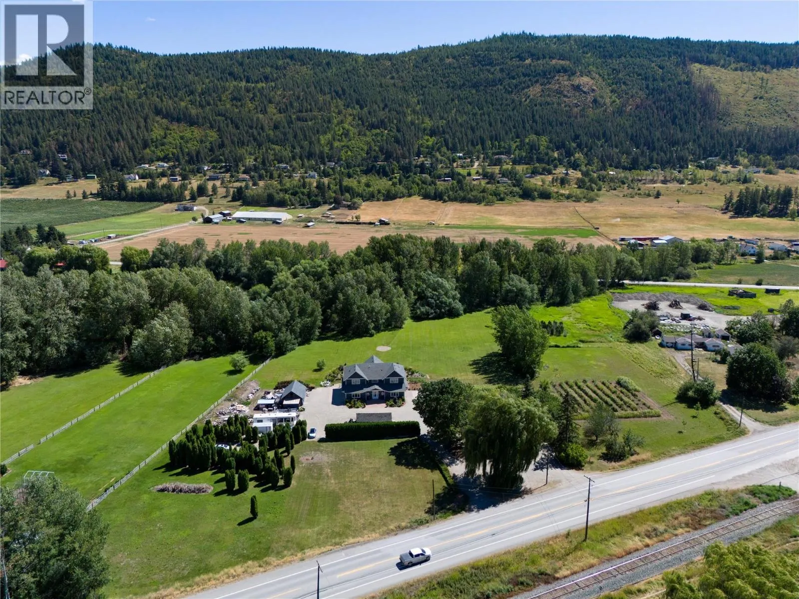 6984 Highway 6