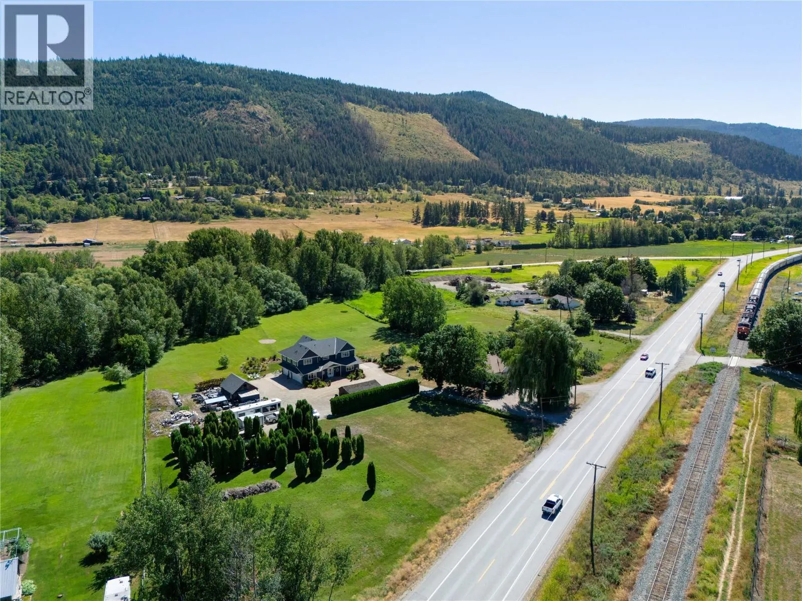 6984 Highway 6