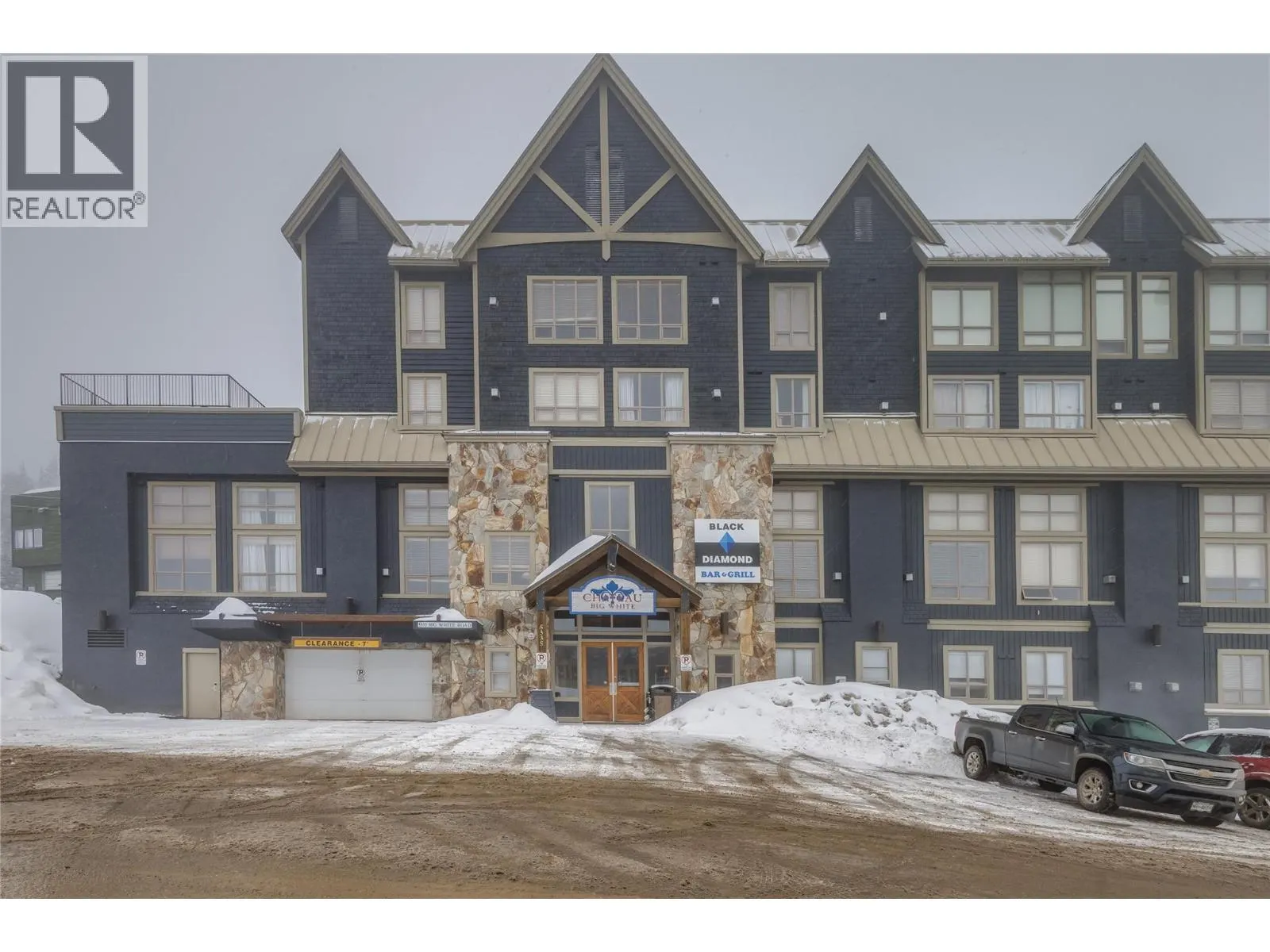 5335 Big White Road Unit# 401