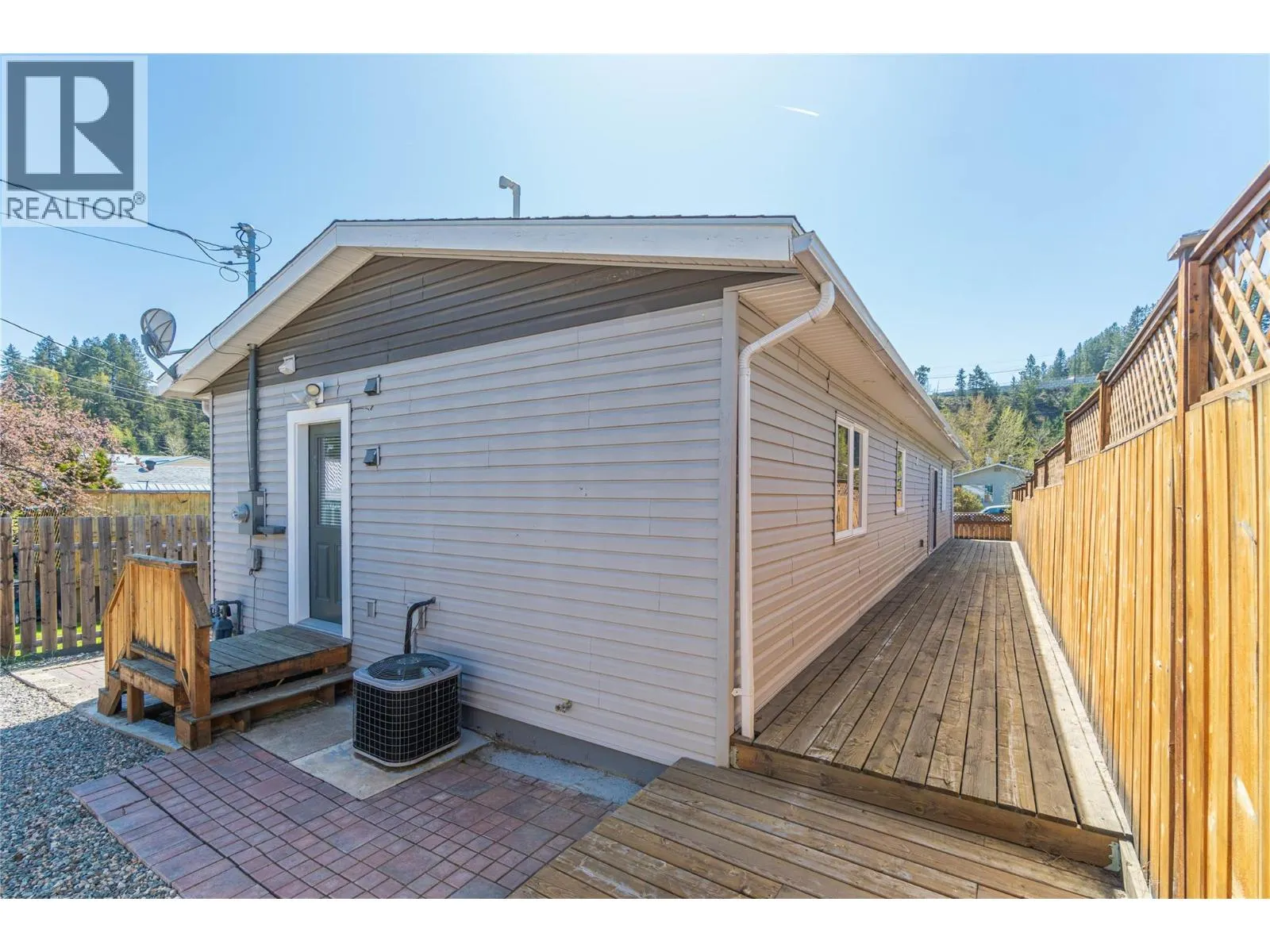 283 LACHINE Avenue