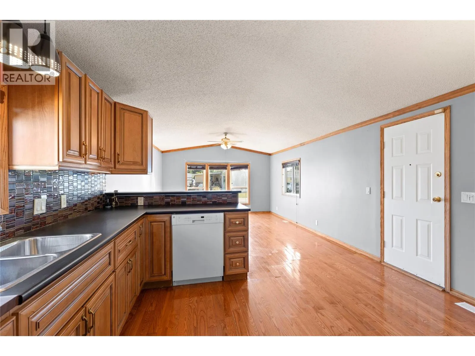 6710 Tronson Road Unit# 203