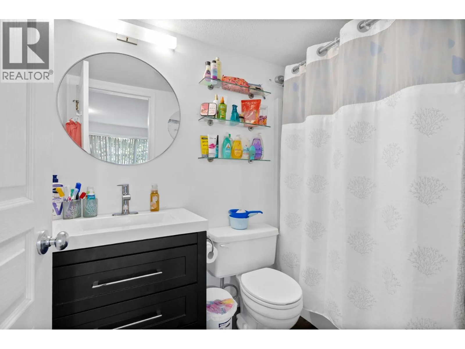 727 Houghton Road Unit# 212