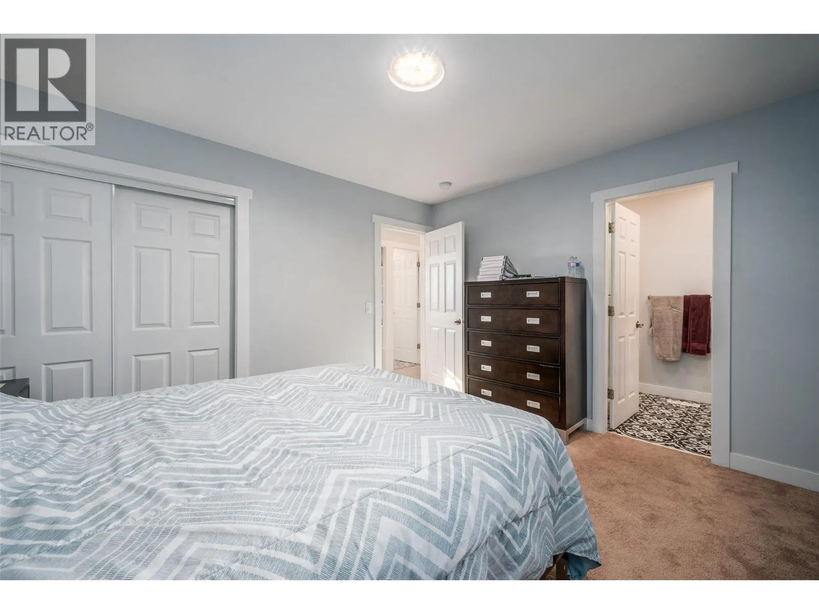 320 Prior Road N