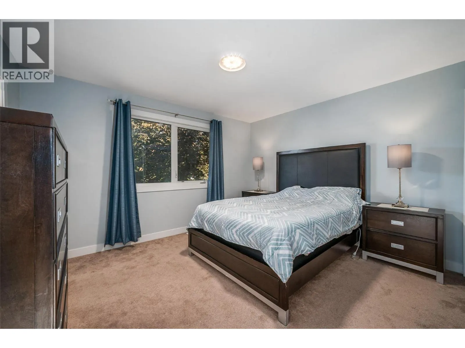 320 Prior Road N