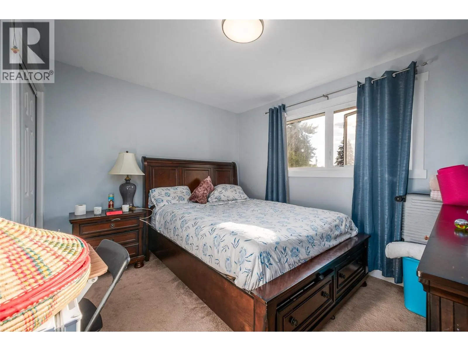 320 Prior Road N