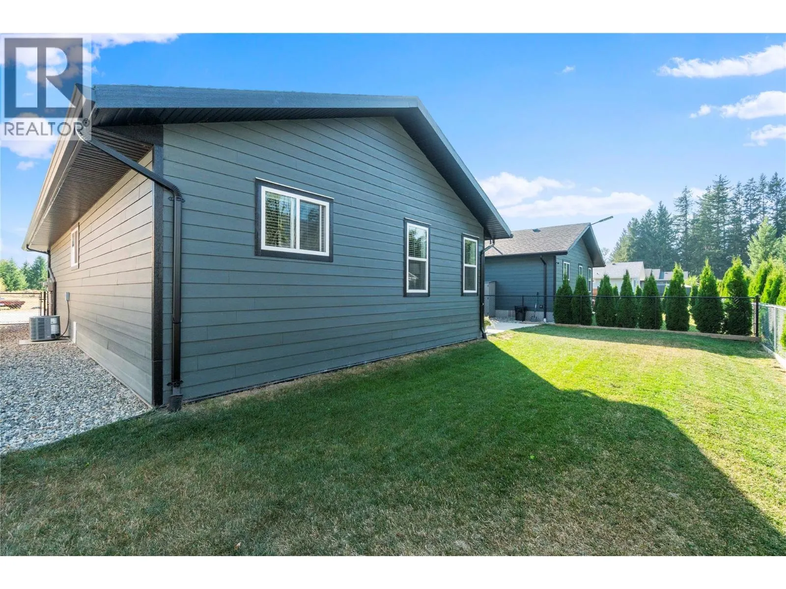 728 Elderberry Walk