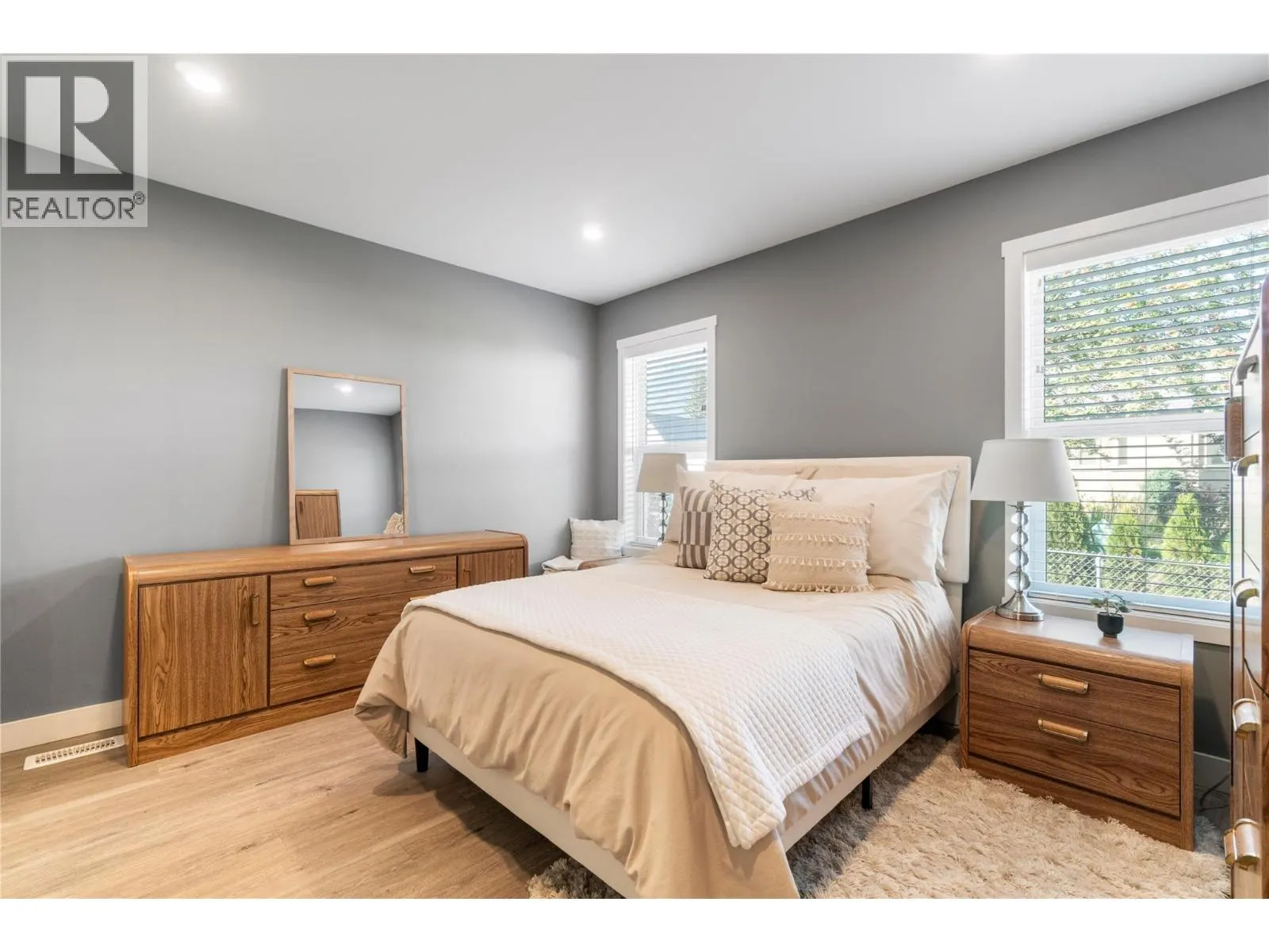 728 Elderberry Walk