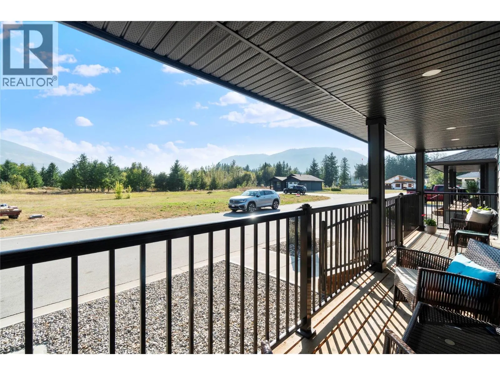 728 Elderberry Walk