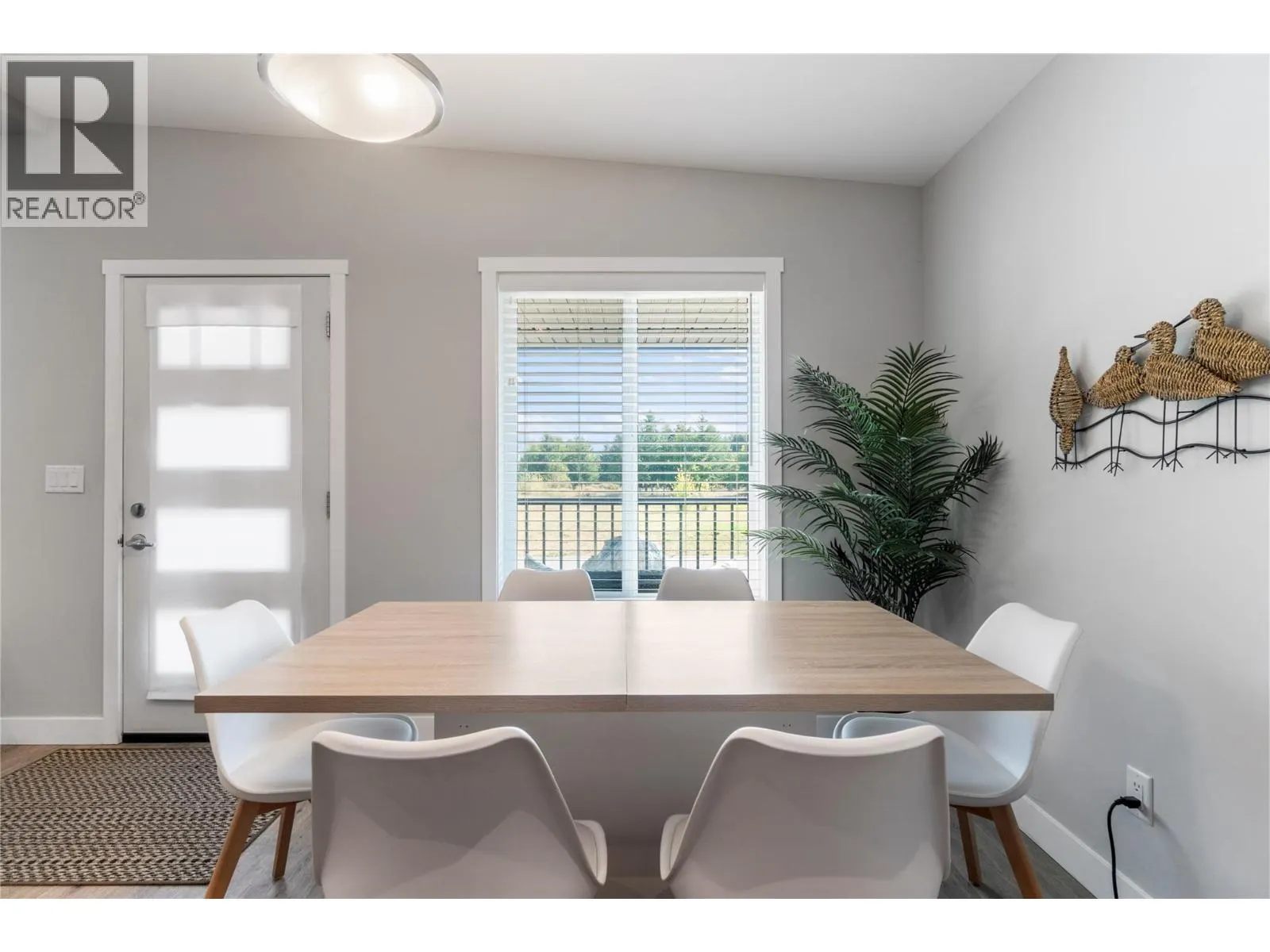 728 Elderberry Walk