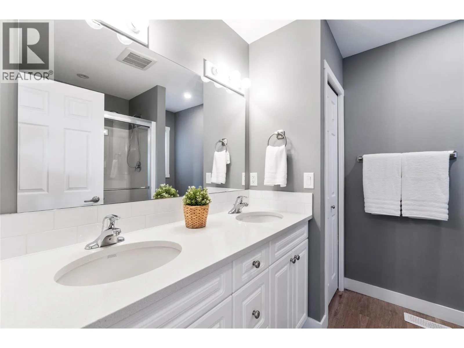 728 Elderberry Walk