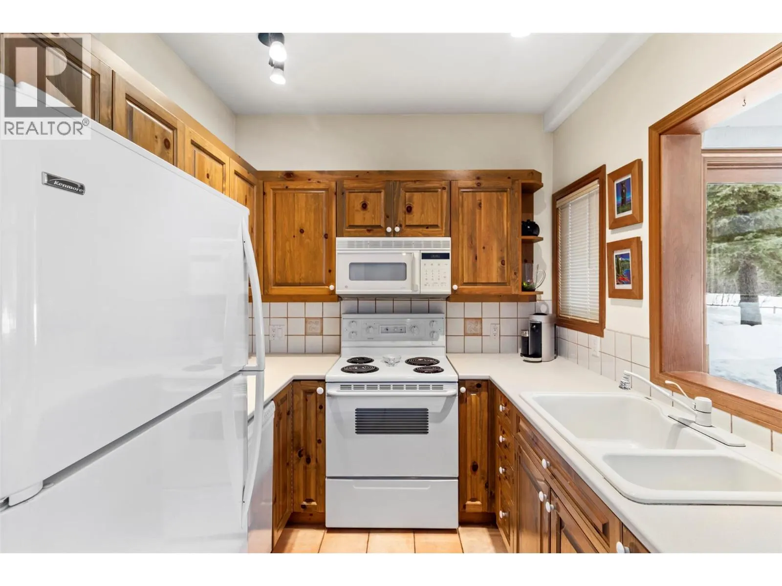 2140 Sun Peaks Road Unit# 15