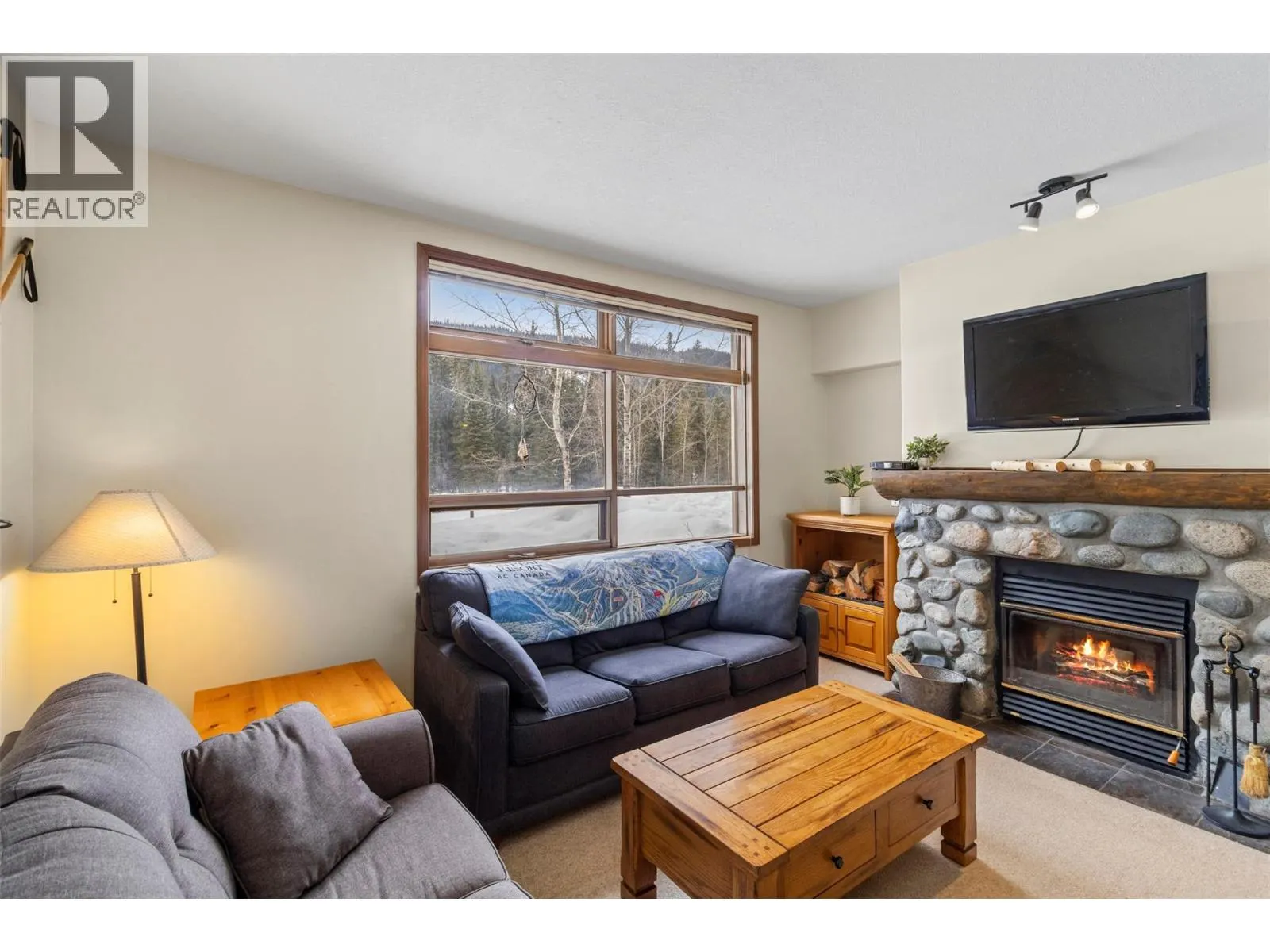 2140 Sun Peaks Road Unit# 15