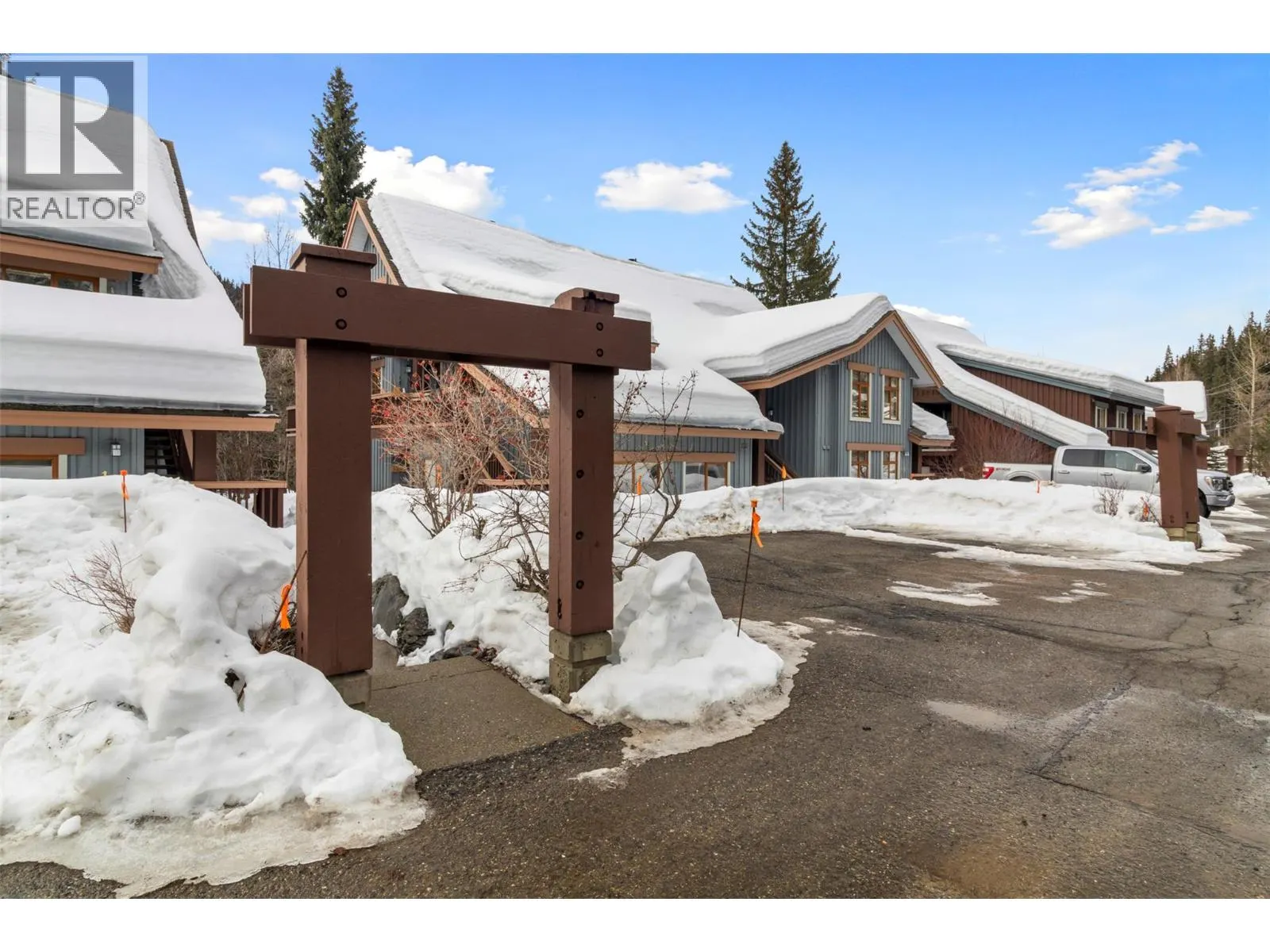 2140 Sun Peaks Road Unit# 15